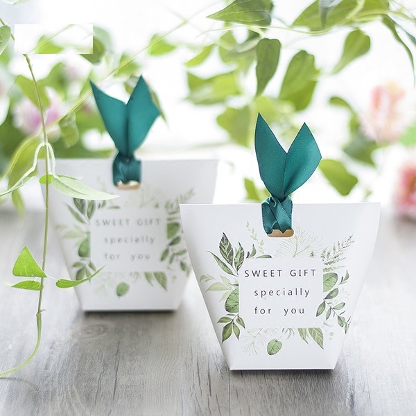 Unique European Paper favor holders Forest series candy boxes for wedding party guests Free shipping 50pcs lot wholesales, Favors holders
Unique European Paper favor holders Forest series candy boxes for wedding party guests Free shipping 50pcs lot wholesales, Favors holders