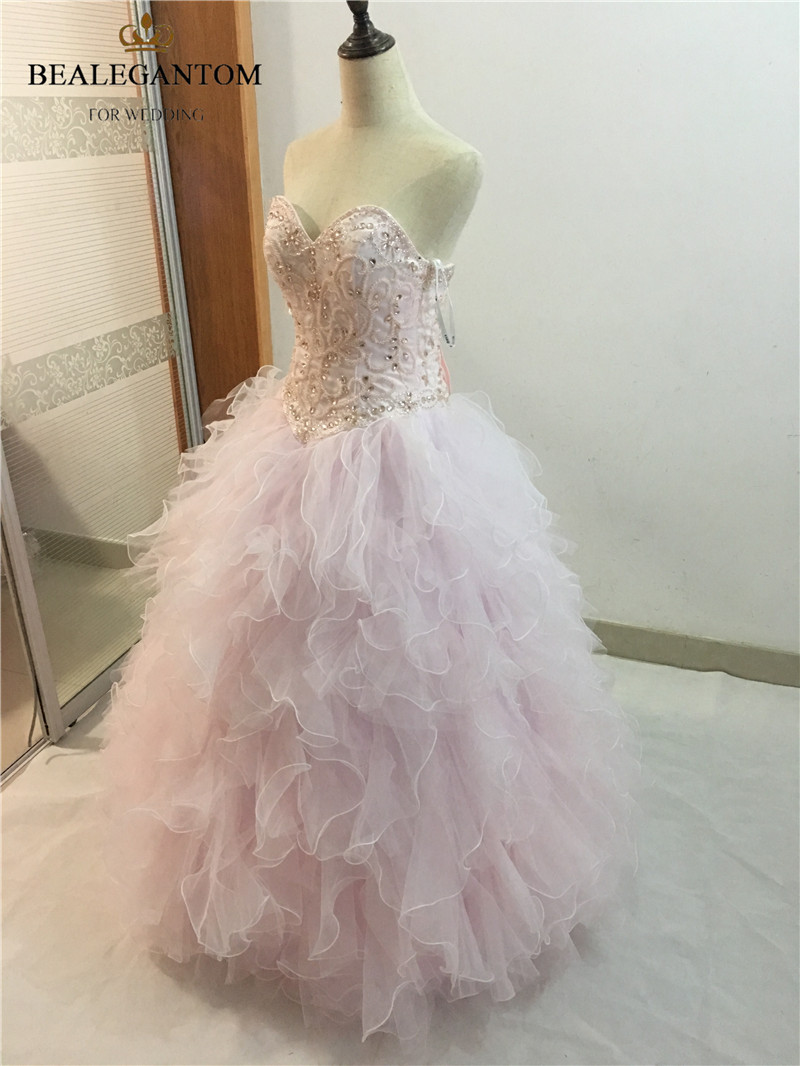 2017 Sexy Fashion Sweetheart Crystal Ball Gown Quinceanera Dresses with Sequined Beading Tulle Sweet 16 Dresses Vestido Debutante Gowns BQ26