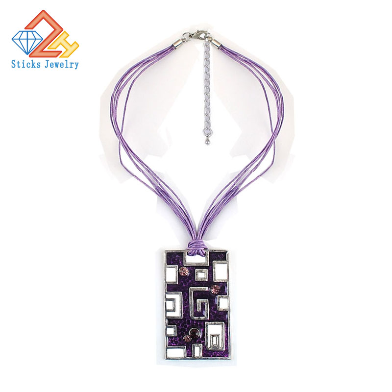 Europe and the United States Popular Pendants / Necklace 100% Green Material Purple Drop 1Piece / Lot a Lot of Shipping
Europe and the United States Popular Pendants / Necklace 100% Green Material Purple Drop 1Piece / Lot a Lot of Shipping
