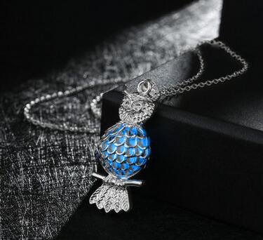 3 colors European Style Luminous Owl Pendant Necklaces Wholesale Glow In Dark Necklaces For Women Men Owl Design Luminous Gemstone Jewelry