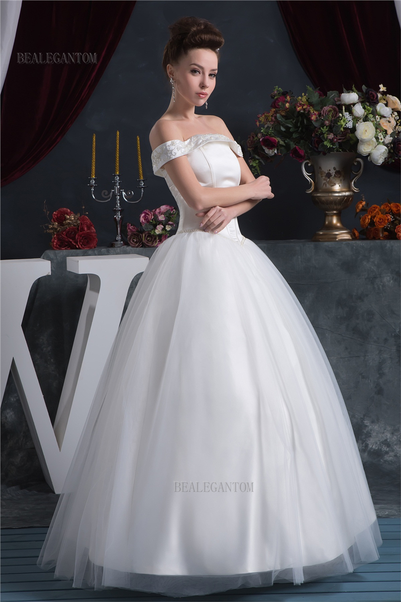 2017 New Ball Gown Wedding Dresses with Satin Organza Appliques Beaded Flowers Cheap Plus Size Bridal Gowns BM53