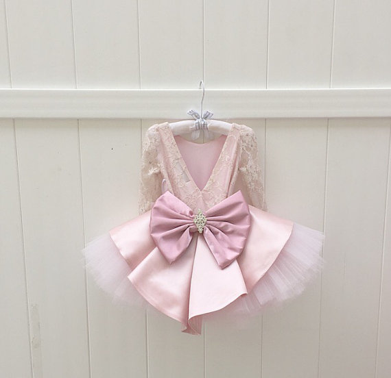 Champagne And Pink Lace Flower Girls Dress With Pink Bow Sheer Lace Long Sleeve Deep V-back Puffy Tulle Jewel Neck Pageant Dresses For Girls