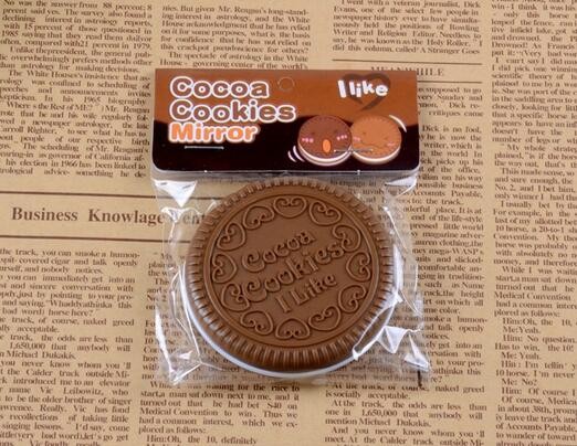 Portable Cute Chocolate Cookie Shape Cosmetic Makeup Mirror + Comb Lady Girl Lovely cookies design with comb XB18