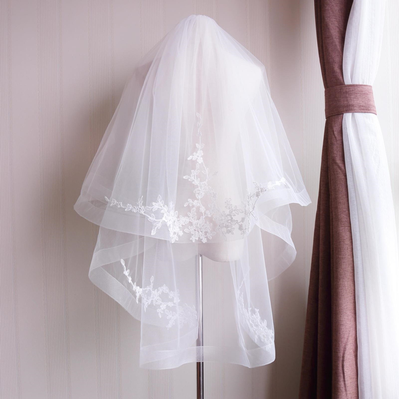 Stunning Bridal Veils Soft Tulle with Floral Applique Wedding Veils Soft tulle with Comb top Quality Wedding Accessories White,Ivory
Stunning Bridal Veils Soft Tulle with Floral Applique Wedding Veils Soft tulle with Comb top Quality Wedding Accessories White,Ivory