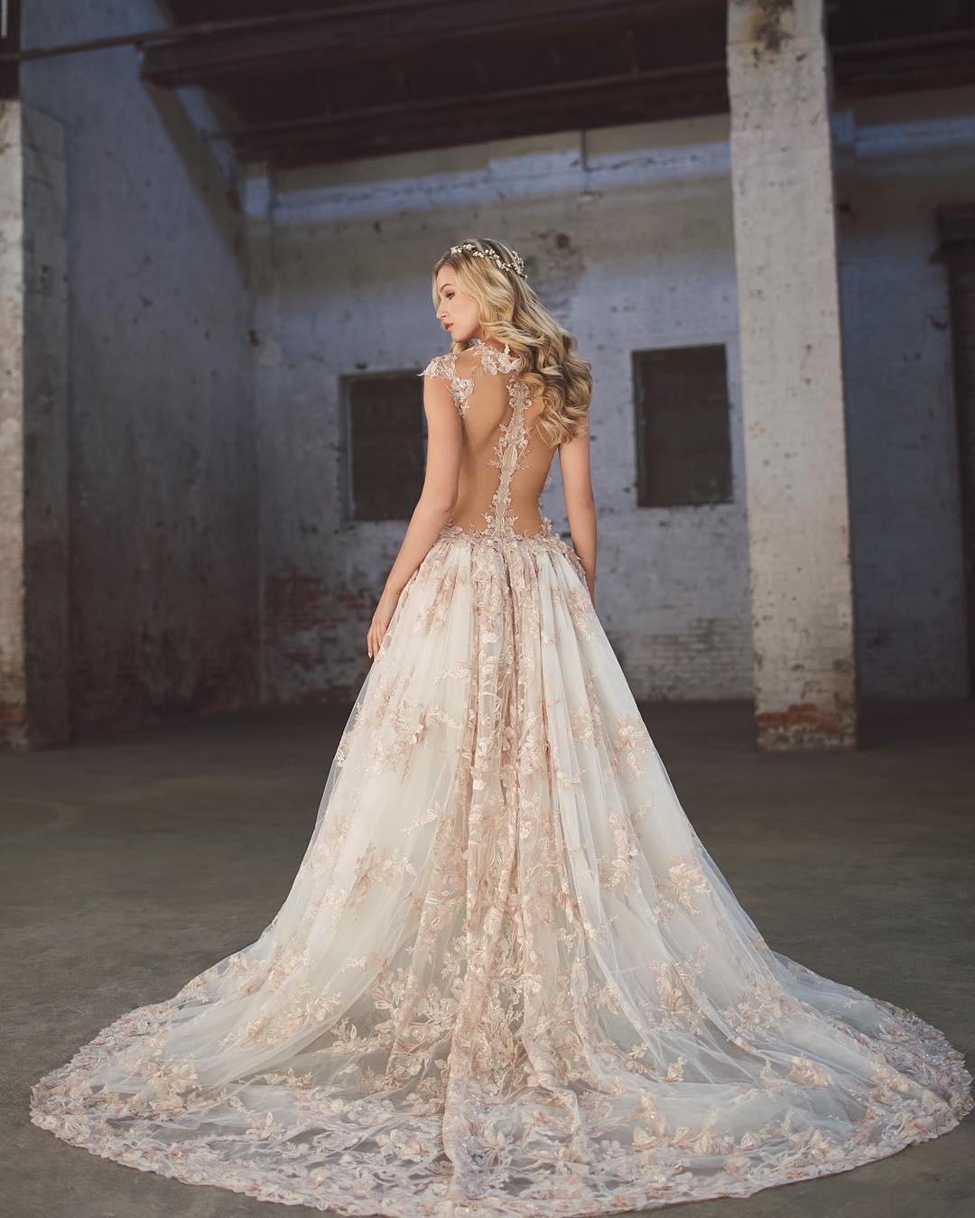 bohemian 3d appliqued aline overskirt wedding dresses sheer plunging neck sheer backless sweep train tulle plus size beaded bridal gowns