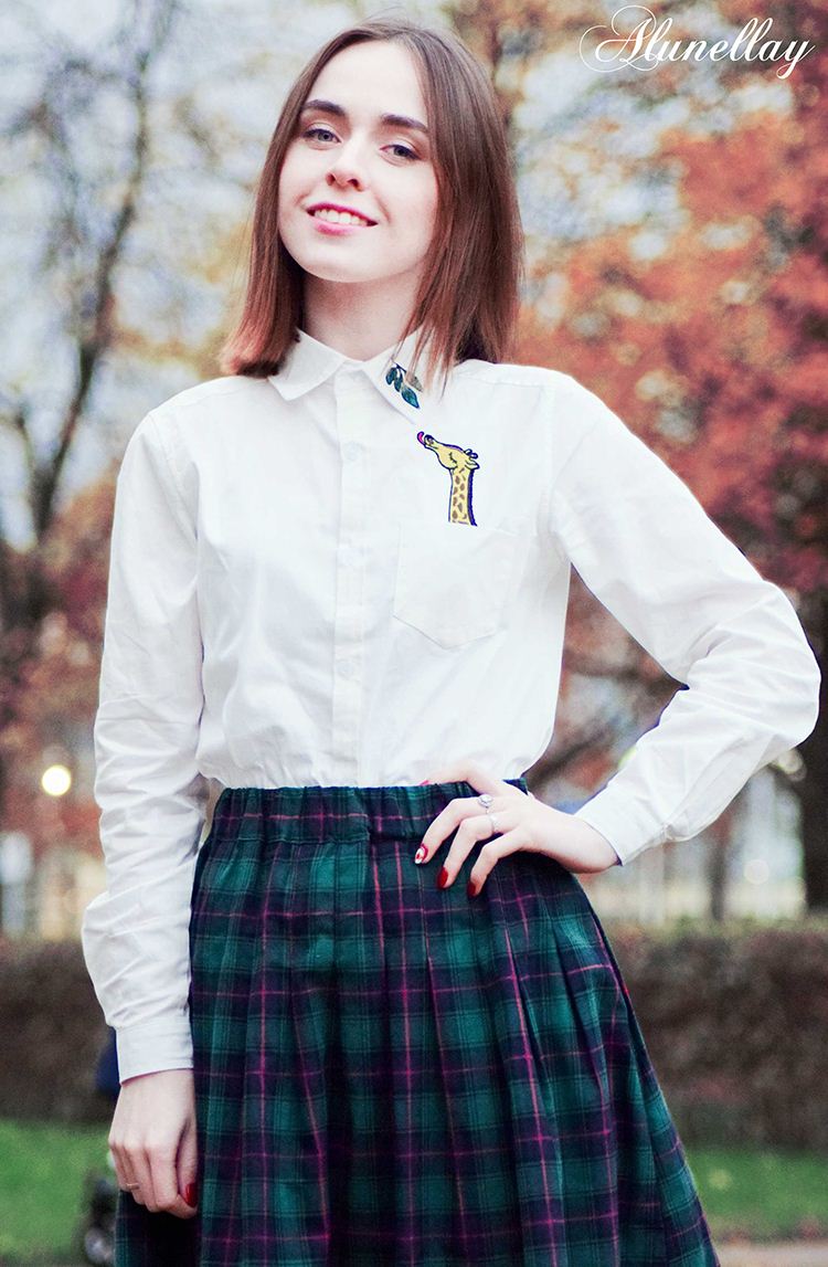 Japanese Cotton Casual Blouse Female Turn-down Collar Long-sleeve White Tops Women Embroidery Giraffe Leaves Shirt female tops
