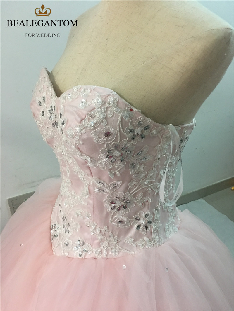 2017 Sexy Pink Sweetheart Crystal Ball Gown Quinceanera Dresses with Appliques Tulle Plus Size Sweet 16 Dresses Vestido Debutante Gowns BQ36