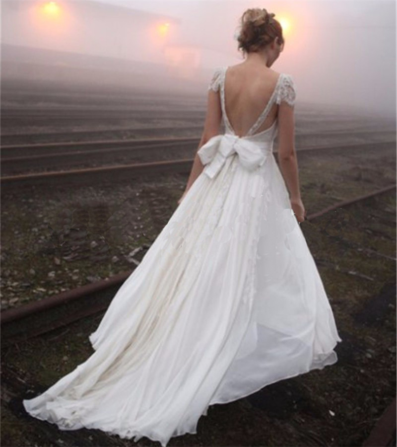 Bohemian Beach Vintage Wedding Dresses V-neck Beading backless Sheer Lace Cheap Plus Size Country Bridal Party Gown