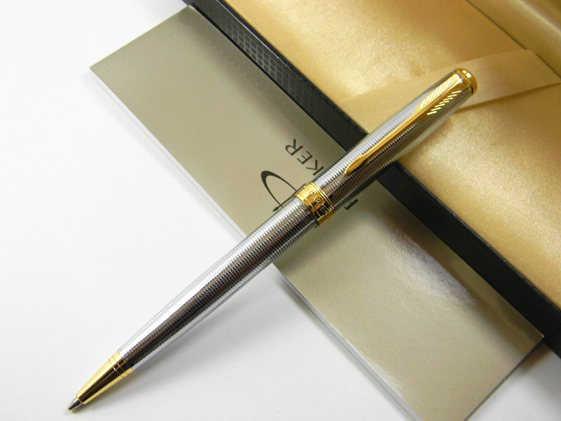 2pc Writing metal Parker Sonnet Circled Line Metal Ballpoint Pen 2 ballpoint pen refill299M, Golden/ silver
2pc Writing metal Parker Sonnet Circled Line Metal Ballpoint Pen 2 ballpoint pen refill299M, Golden/ silver