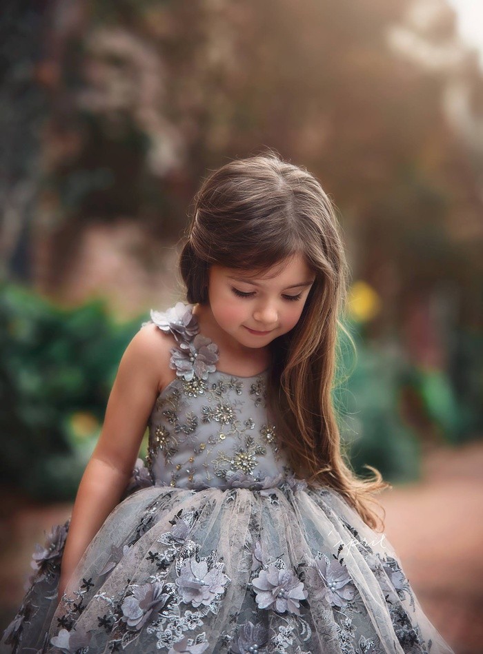 High Quality Lace Little Girls Pageant Dresses 3D Appliques Toddler Ball Gown wer Girl Dress or Length Beaded First Communion Gowns