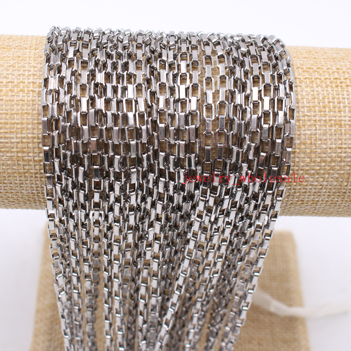 in bulk 5meter /lot Jewelry Finding Chain silver Stainless Steel 2.5mm/ 3mm Long Box Link chain marking Women Men
in bulk 5meter /lot Jewelry Finding Chain silver Stainless Steel 2.5mm/ 3mm Long Box Link chain marking Women Men