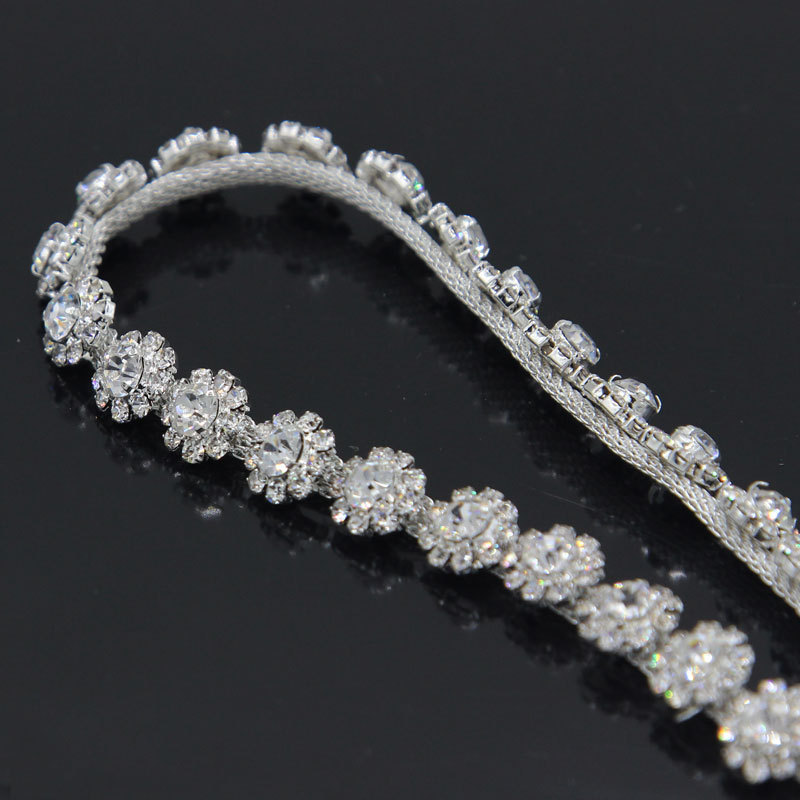 free shipment,crystal wedding dress decorative rhinestone chain,5 yards/lot,sew on clear fancy stone flower trim accessories