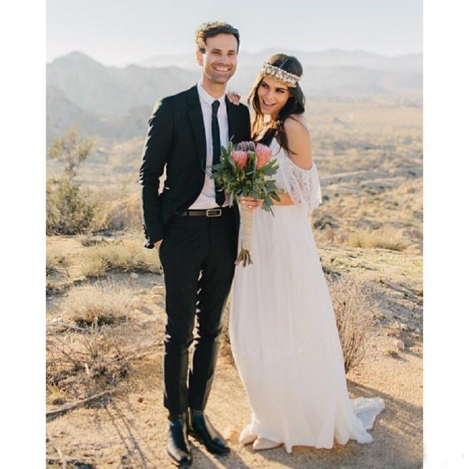 Sexy Flowy Bohemian Wedding Dresses Spaghetti Off The Shoulder Lace Flounce Neckline A-line Empire Chiffon Beach Maternity Bridal Gowns