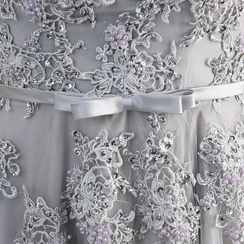 Gorgeous Light Gray Mother of the Bride Dresses Illusion Sheer with Applique Major Beading Zipper Back Evening Party Dresses