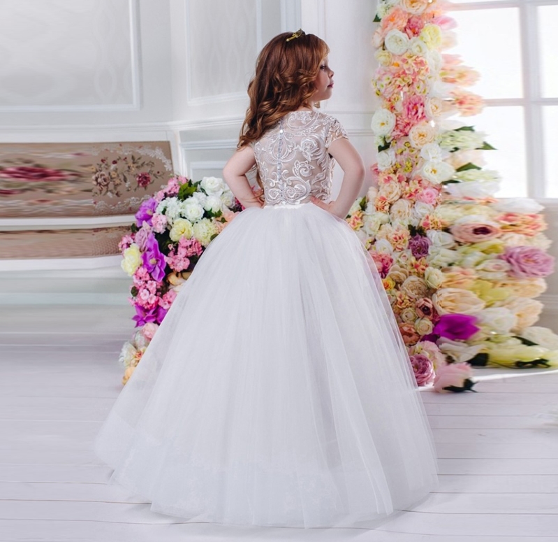 Unique Flower Girls Dresses With Detachable Sheath Train Long First Message Dress Applique Dresses For Bridesmaids Dresses