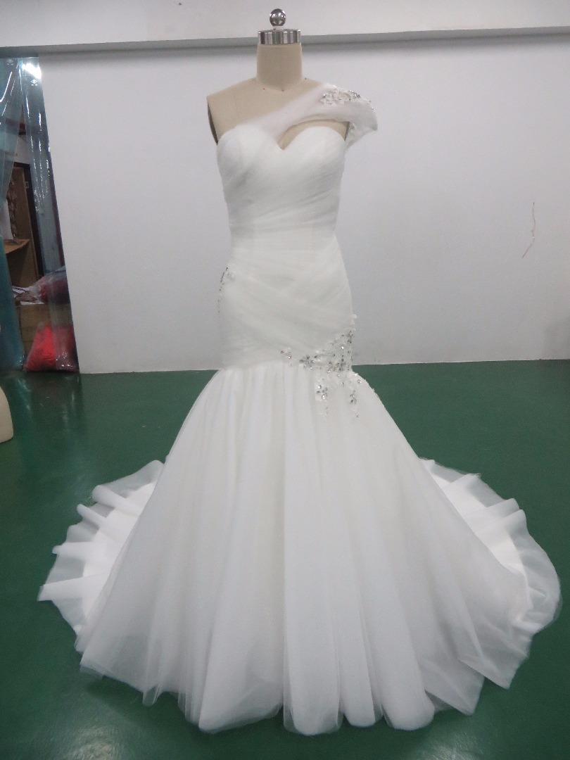 Real Photos Vintage Beaded Sleeveless Mermaid Wedding Dress Lace Up Floor Length Chiffon Pleated Elegant Sweetheart Trumpet Bridal Gown, White
Real Photos Vintage Beaded Sleeveless Mermaid Wedding Dress Lace Up Floor Length Chiffon Pleated Elegant Sweetheart Trumpet Bridal Gown, White