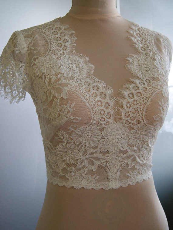 Ivory Lace Wedding Shawls With Cap Sleeves V Neck Bridal Bolero Custom Made Wedding Wraps Shrugs For Dress Cape