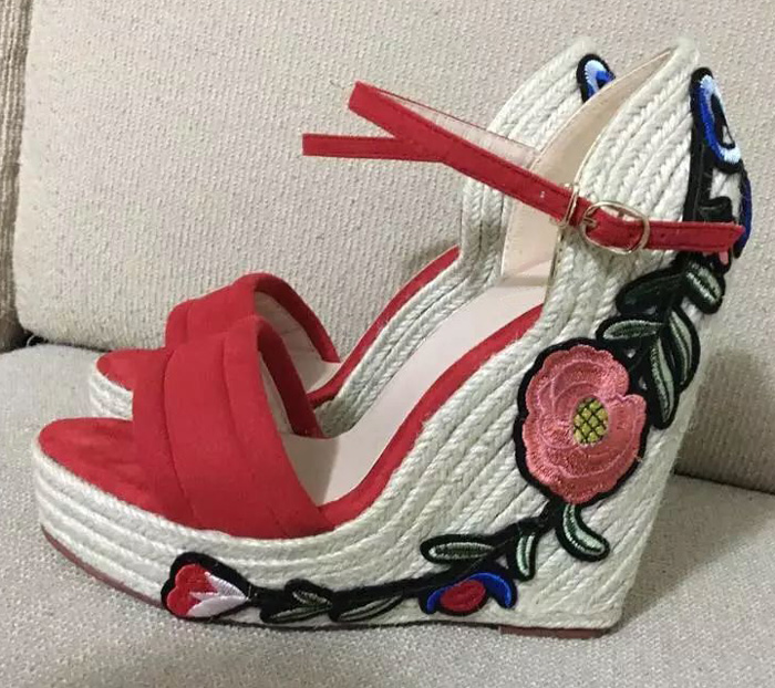 New Luxury Designer Fashion Embroidered Handmade Hemp Woven Wedge Heels Sandals Women Platform High Heel Shoes Summer Shoes Woman, Black
New Luxury Designer Fashion Embroidered Handmade Hemp Woven Wedge Heels Sandals Women Platform High Heel Shoes Summer Shoes Woman, Black