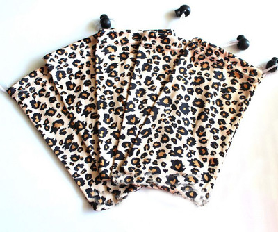 50pcs Leopard Eyeglasses Pouch Zebra Sunglasses Microfibre Bag Animal Print Eyewear Case Free Shipping
50pcs Leopard Eyeglasses Pouch Zebra Sunglasses Microfibre Bag Animal Print Eyewear Case Free Shipping