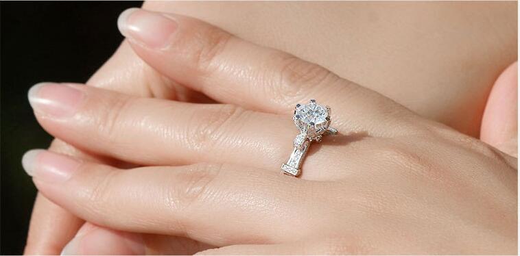 Size5-11 New Arrival Fashion Jewelry 925 Sterling Silver Round Cut White Topaz CZ Diamond Wedding Engagement Women Crown Ring For Lover Gift