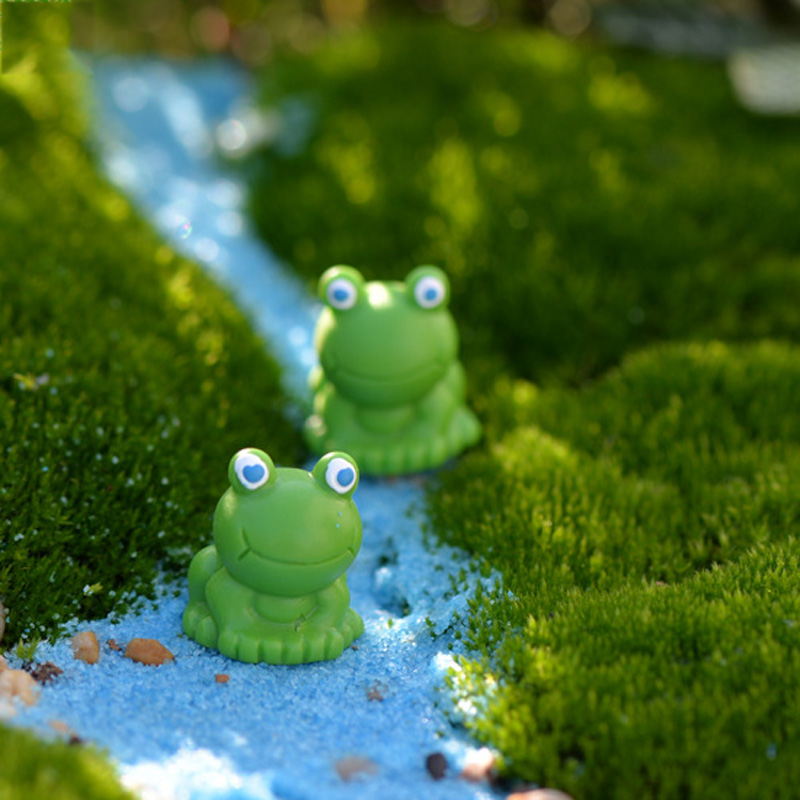 10pcs mini Blue eyes frog terrarium figurines fairy garden miniatures miniaturas para mini jardins resin craft bonsai home decor9595874