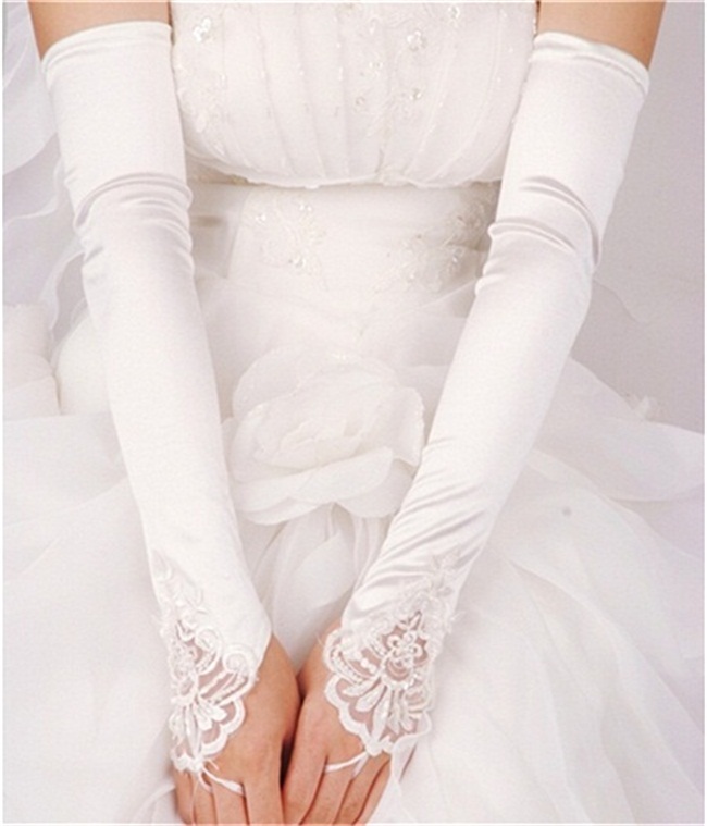 Fingerless Long Bridal Gloves 2017 New Wedding Gloves with Lace Appliqued for Wedding Dress Elegant White/Ivory/Black Wedding Accessories