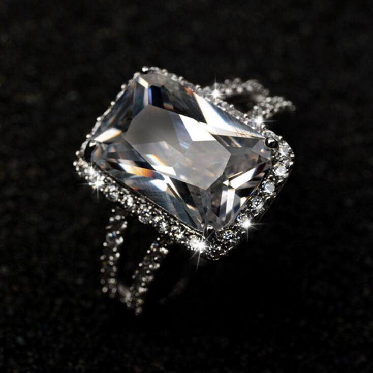 Size 5-9 New Women Fashion Jewelry choucong 10KT Whitre Gold Filled Solitaire 8CT White Topaz CZ Diamond Princess Lady Wedding Band Ring Set, Silver
Size 5-9 New Women Fashion Jewelry choucong 10KT Whitre Gold Filled Solitaire 8CT White Topaz CZ Diamond Princess Lady Wedding Band Ring Set, Silver