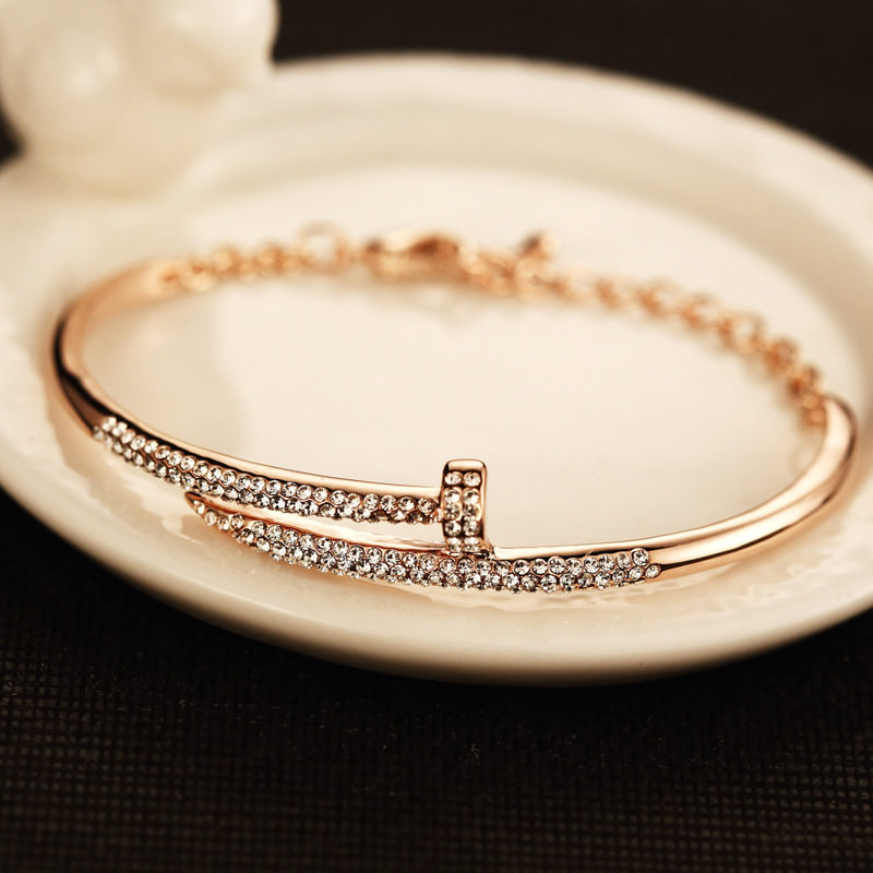 Punk Women Bracelet & Bangles 18K Gold Plated Chain Super Flash Zircon Charms Cuff Bracelet Fashion Jewelry, Black
Punk Women Bracelet & Bangles 18K Gold Plated Chain Super Flash Zircon Charms Cuff Bracelet Fashion Jewelry, Black