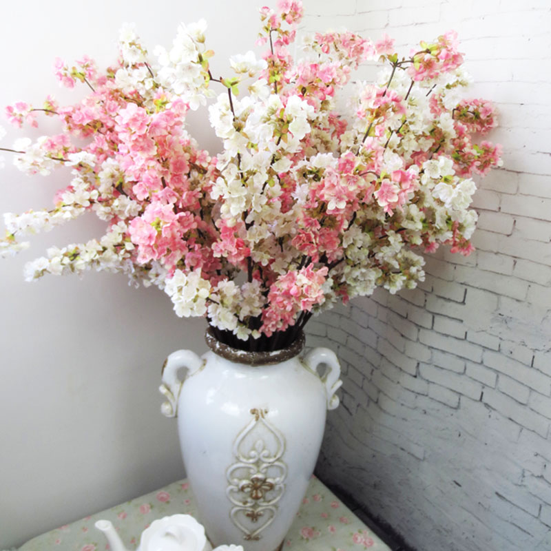 High quality Japanese cherry blossoms Artificial silk flower Home hotel mall wedding decoration flowers Photo studio props, White
High quality Japanese cherry blossoms Artificial silk flower Home hotel mall wedding decoration flowers Photo studio props, White