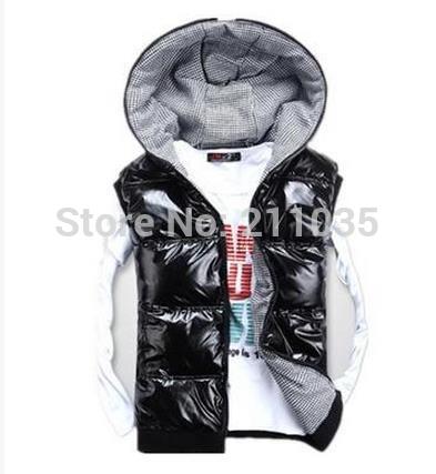 Wholesale- Hot Sale PLUS SIZE hot Casual down cotton vest with a hood shiny waistcoat lovers design vest men's clothing vest male
Wholesale- Hot Sale PLUS SIZE hot Casual down cotton vest with a hood shiny waistcoat lovers design vest men's clothing vest male