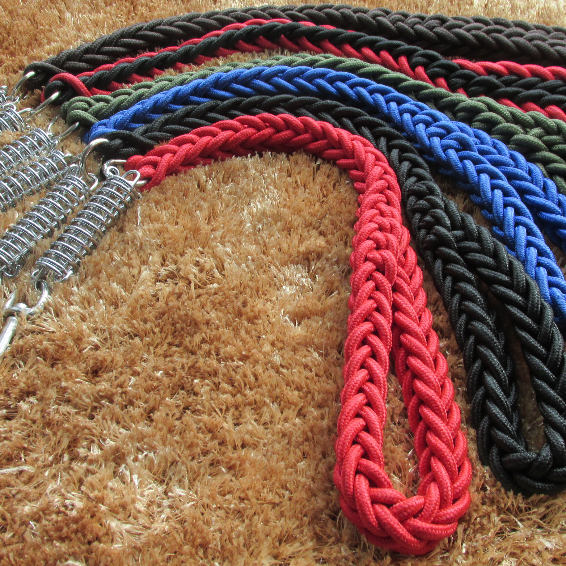 Strong Pet Dog Traction Leashes Pet Training Leads with Spring for Large Dogs Mixed Colors Available
Strong Pet Dog Traction Leashes Pet Training Leads with Spring for Large Dogs Mixed Colors Available