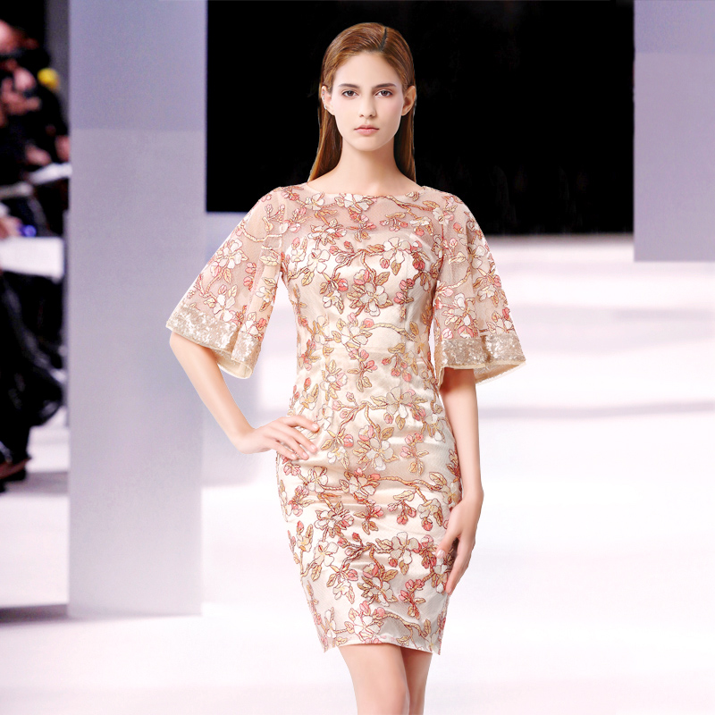 2022 Sexy Sheath Floral Embroidery Evening Dresses Illusion Half Sleeve Tulle Knee Length Cocktail Party Gowns Formal Dresses