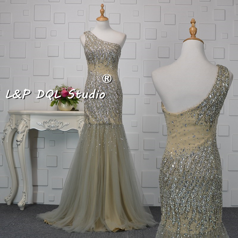 Major Beading Mermaid Evening Dresses One Shoulder Sparkling long Prom Gowns Side Zipper Pageant Dresses Blingbling Rhinestons, Same as picture
Major Beading Mermaid Evening Dresses One Shoulder Sparkling long Prom Gowns Side Zipper Pageant Dresses Blingbling Rhinestons, Same as picture