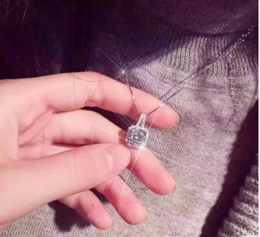 925 Sterling Silver Diamond Austrian Crystal Pendant Necklace Jewelry Square Accessories Pendant Chocker Clavicle, Short Chain Free Shippin
