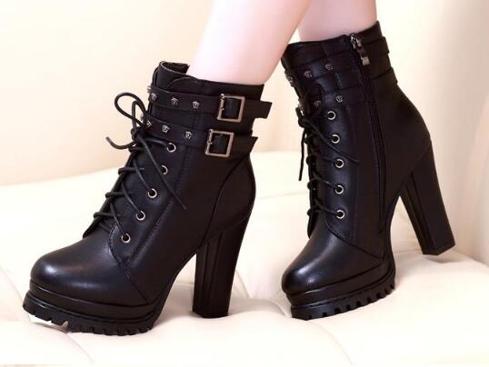 2017 autumn and winter new Martin boots thick with waterproof platform boots high-heeled shoes round head rivet female, Black
2017 autumn and winter new Martin boots thick with waterproof platform boots high-heeled shoes round head rivet female, Black