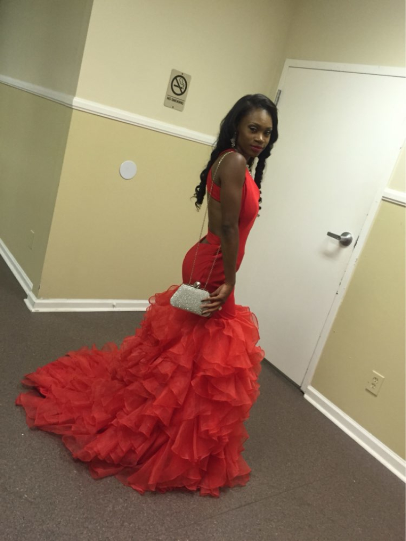 Cheap Long Ruffles Prom Dress New White Red V Neck Organza Evening Party Gown Custom Made Plus Size