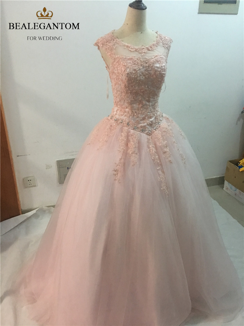 2017 Fashion Backless Crystal Lace Ball Gown Quinceanera Dresses with Appliques Tulle Sweet 16 Dresses Vestido Debutante Gowns BQ27, Burgundy
2017 Fashion Backless Crystal Lace Ball Gown Quinceanera Dresses with Appliques Tulle Sweet 16 Dresses Vestido Debutante Gowns BQ27, Burgundy