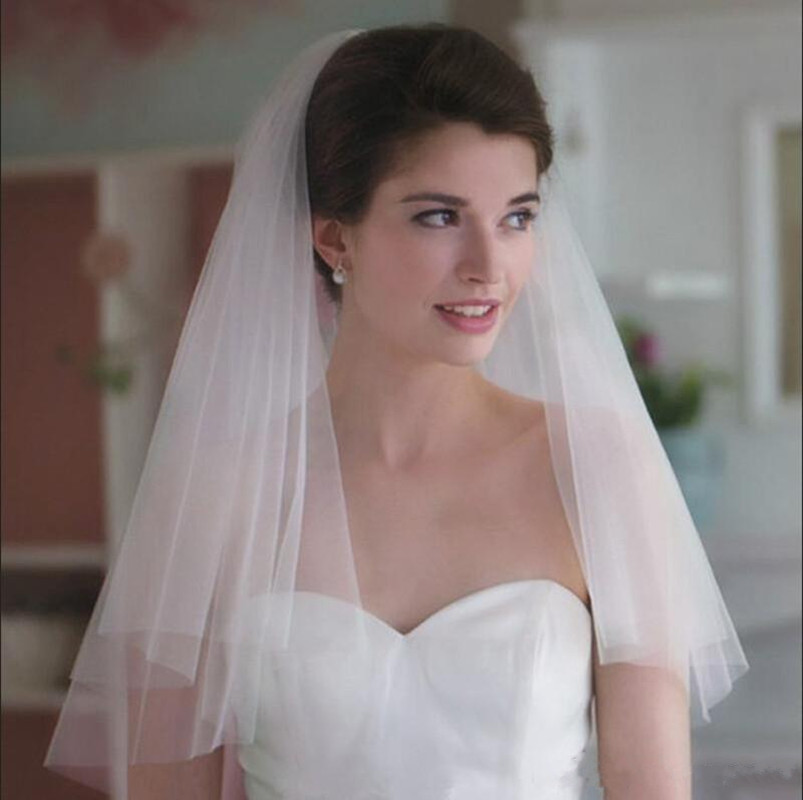 In Stock Two Layers Short Soft Tulle Cut Edge Wedding Veils With Comb Cheap New Arrival Wedding Accessories, White
In Stock Two Layers Short Soft Tulle Cut Edge Wedding Veils With Comb Cheap New Arrival Wedding Accessories, White