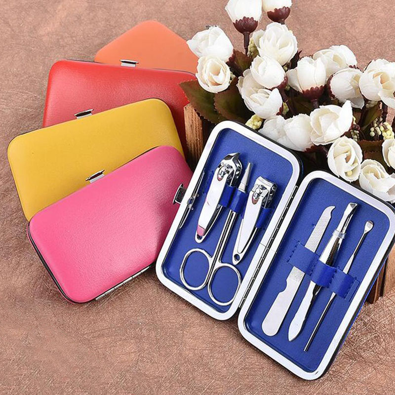 6 Pcs/set Nail Clipper Kit Nail Cutters Nail Tools Scissor Eyelash Tweezer Ear Pick Manicure Sets Gifts Free Shipping ZA3767