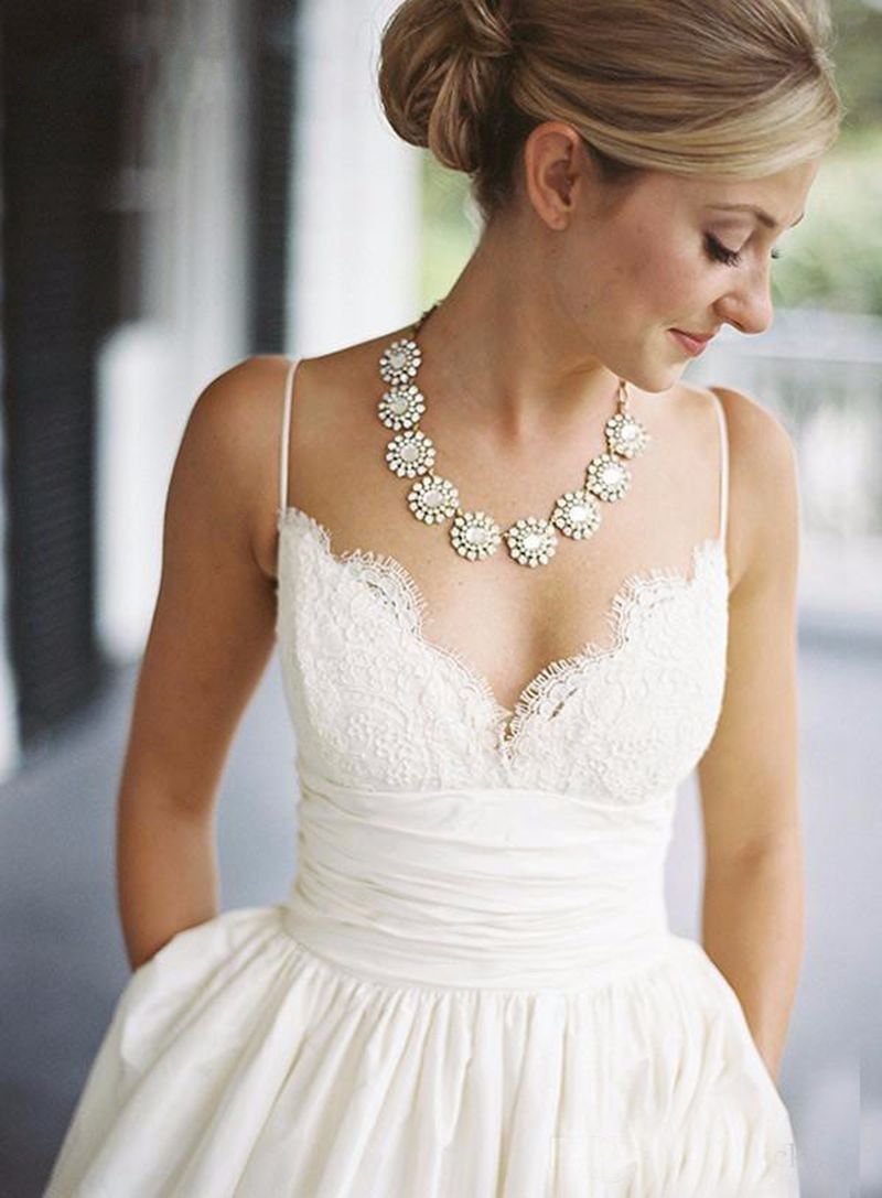 Promotion Summer Bohemian Wedding Dresses Top Lace Wedding Dress 2025 Speghetti Sexy Back Court Train Wedding Gown Vestido De Noiva