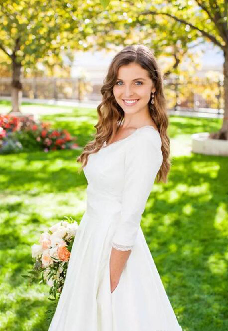 Modest 2017 Lace And Satin Wedding Dresses With 3/4 Long Sleeves Pocket Garden Bridal Gowns Plus Size Custom Made EN10306