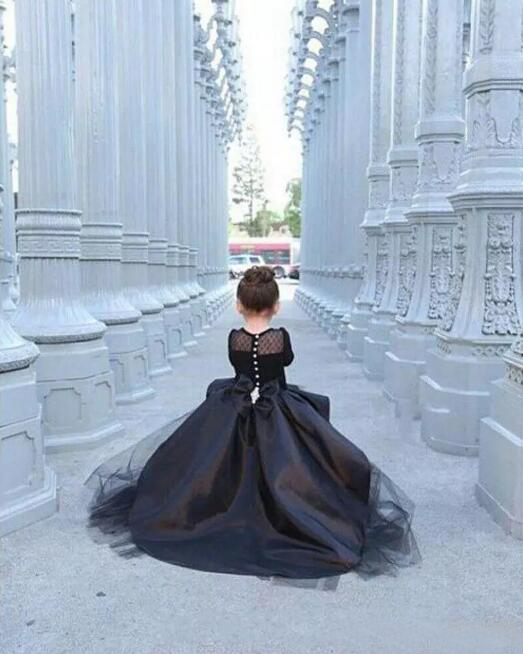 2019 Black Mother And Daughter Matching Dresses for Prom Top Quality Ruffles High Low Skirt Satin and Tulle Long Sleeve Kids Pageant Dresses