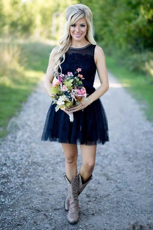 2018 New Sexy Country Short Bridesmaid Dresses Navy Blue Jewel Neck Lace Appliques Beaded Plus Size Maid of Honor Bridal Wedding Party Gowns