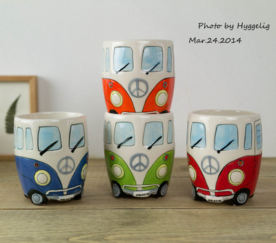 NEW Camper Van Mug cartoon Ceramic cups Puckator coffer mugs gifts for kids porcelain cups for coffee Christmas gift lucky cup, Red
NEW Camper Van Mug cartoon Ceramic cups Puckator coffer mugs gifts for kids porcelain cups for coffee Christmas gift lucky cup, Red