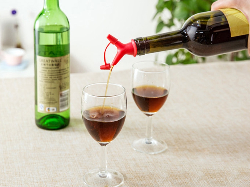 100pcs/lot Silicone Double Soy Sauce Liquid Red Wine Pourers Flow Wine Bottle Stoppers Pour Spout Bottle Stopper Decanter Pourer Aerating