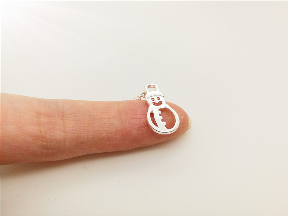 30PCS Lovely Snowman Bracelet Cute Snow Man Bracelets Funny Winter Bracelets for Christmas Day Kid Children Gifts