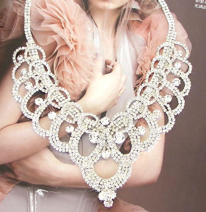 High Quality Shining Beaded Crystals Bridal tiaras crown Wedding Crown necklace set Bridal Crown Headband Hair Accessories Party Tiara HT143