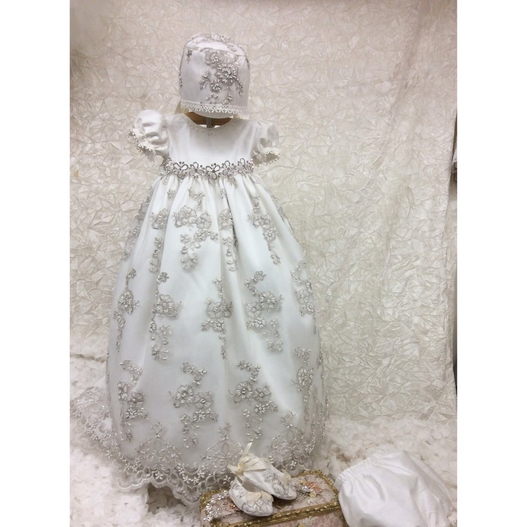 2019 Designer New Christening Gowns For Baby Girls Jewel Neck Lace Appliqued Baptism Dresses First Communication Dress With Bonnet