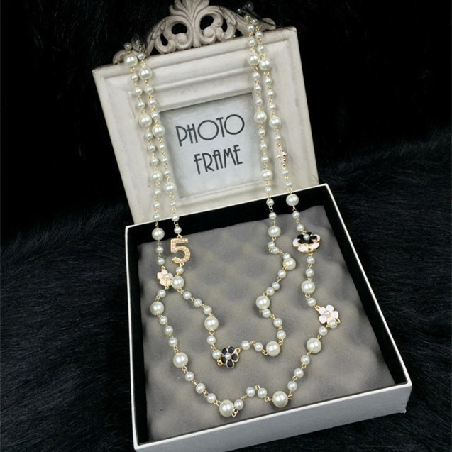 Wholesale- N15 Flowers Camellia Collier Femme Simulated Pearl Jewelry Sweater Chain Perle Long Necklace 2017 New For Women, Silver
Wholesale- N15 Flowers Camellia Collier Femme Simulated Pearl Jewelry Sweater Chain Perle Long Necklace 2017 New For Women, Silver