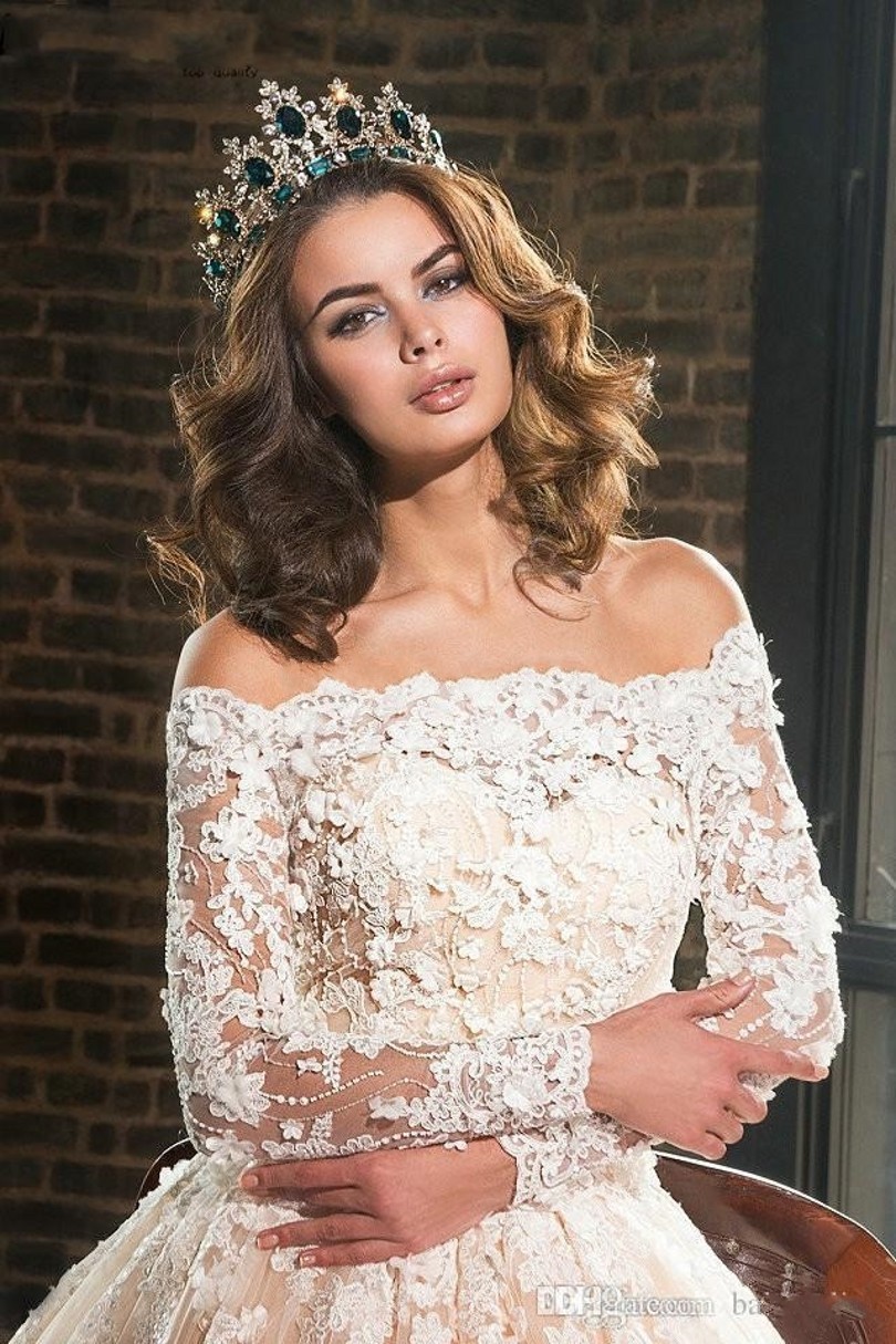 Vestidos De Novia 2017 Gorgeous A Line Wedding Dresses With Long Sleeves Tulle Appliques Wedding Dress Bridal Gown Court Train